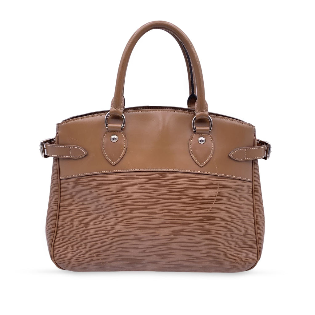 Louis Vuitton Light Brown Epi Leather Passy PM Bag Satchel – OPA Vintage