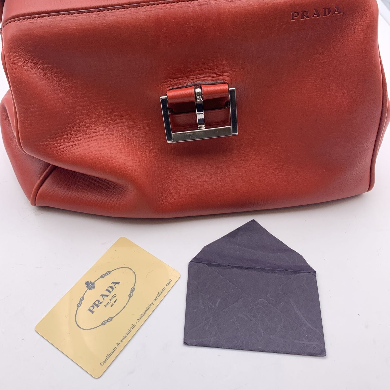 Etiquette leather crossbody bag Prada Red in Leather - 27659136