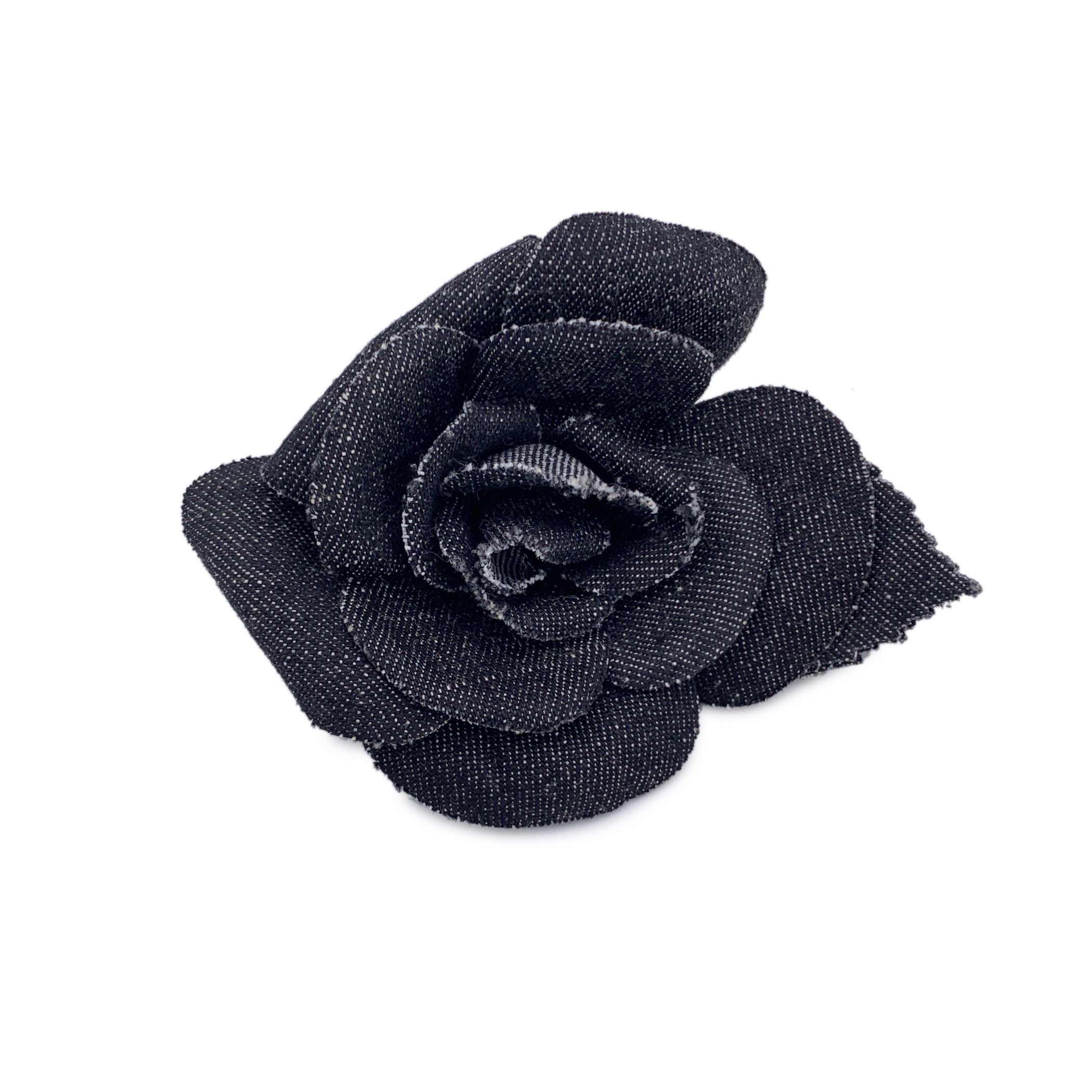 CHANEL Brooches Camelia