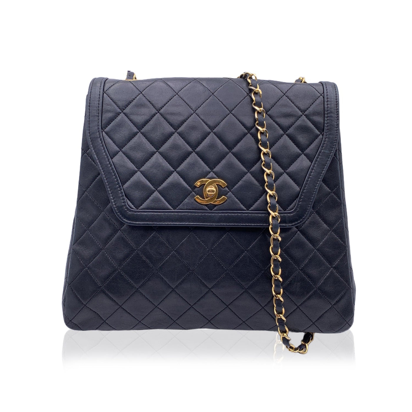 Chanel Vintage Black Quilted Trapeze Flap Shoulder Bag with Wallet – OPA  Vintage
