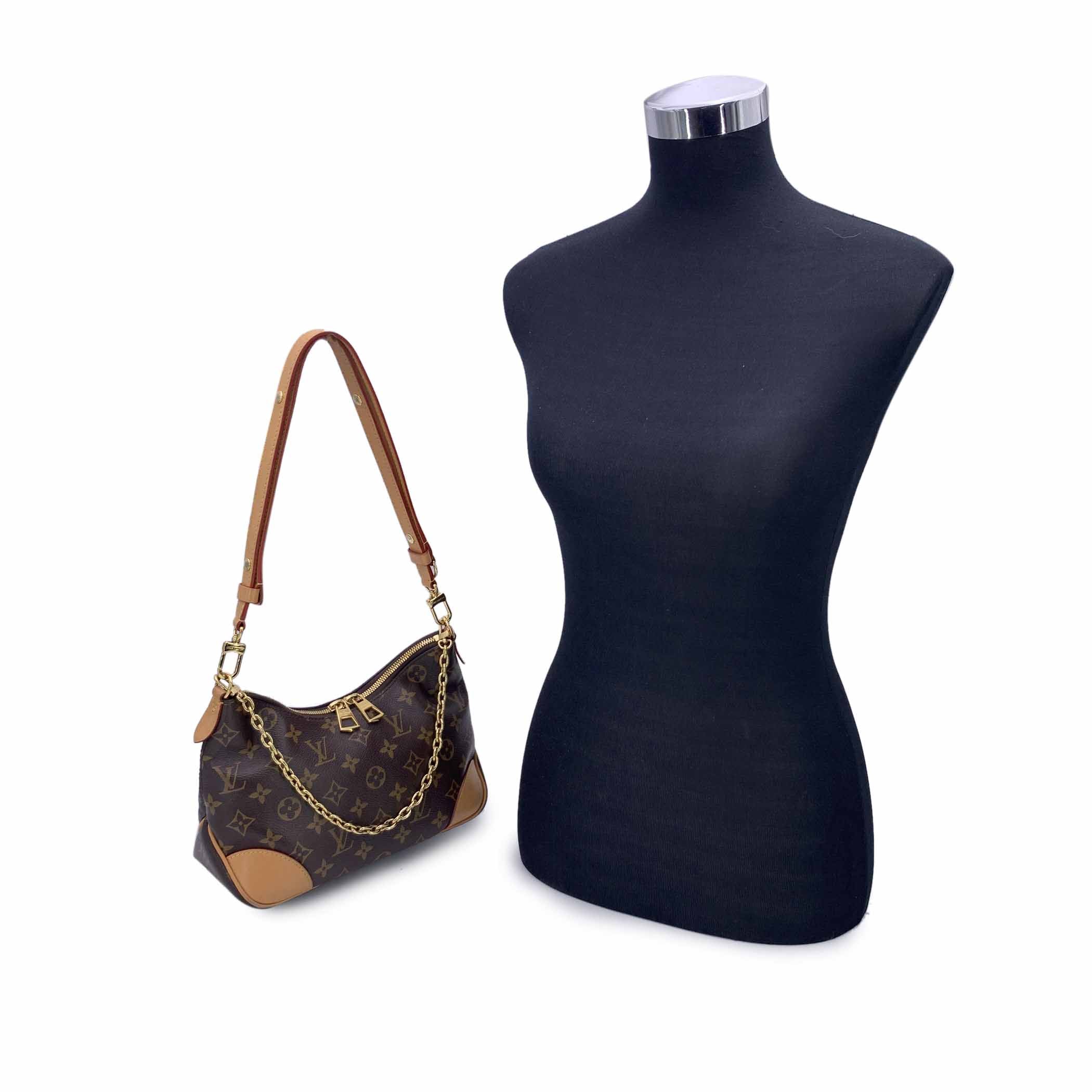 LOUIS VUITTON Shoulder Bags Boulogne