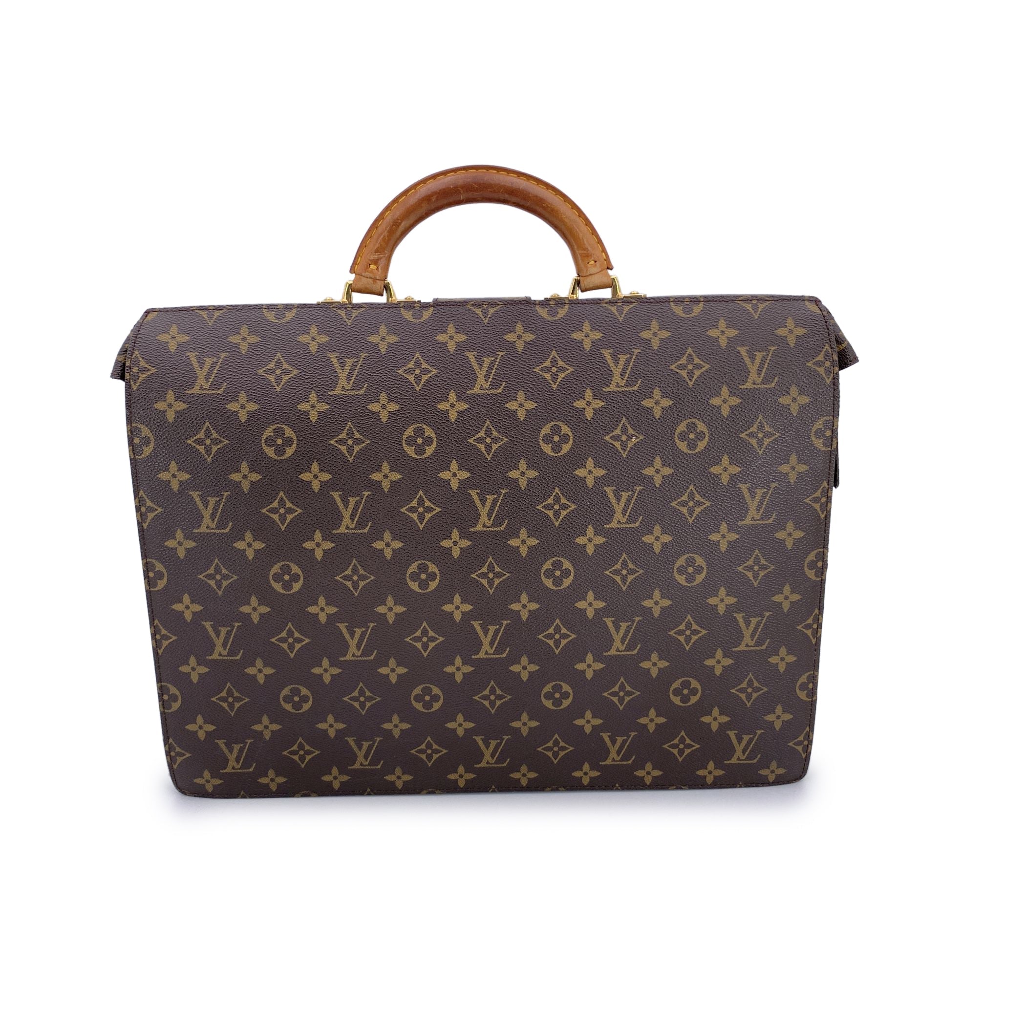 LOUIS VUITTON Briefcases