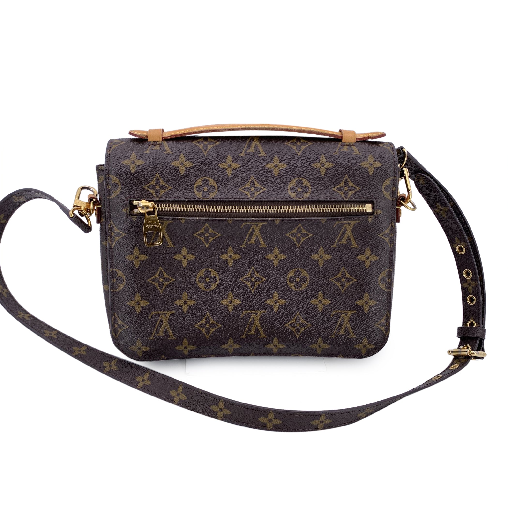 LOUIS VUITTON Crossbody Bags Metis