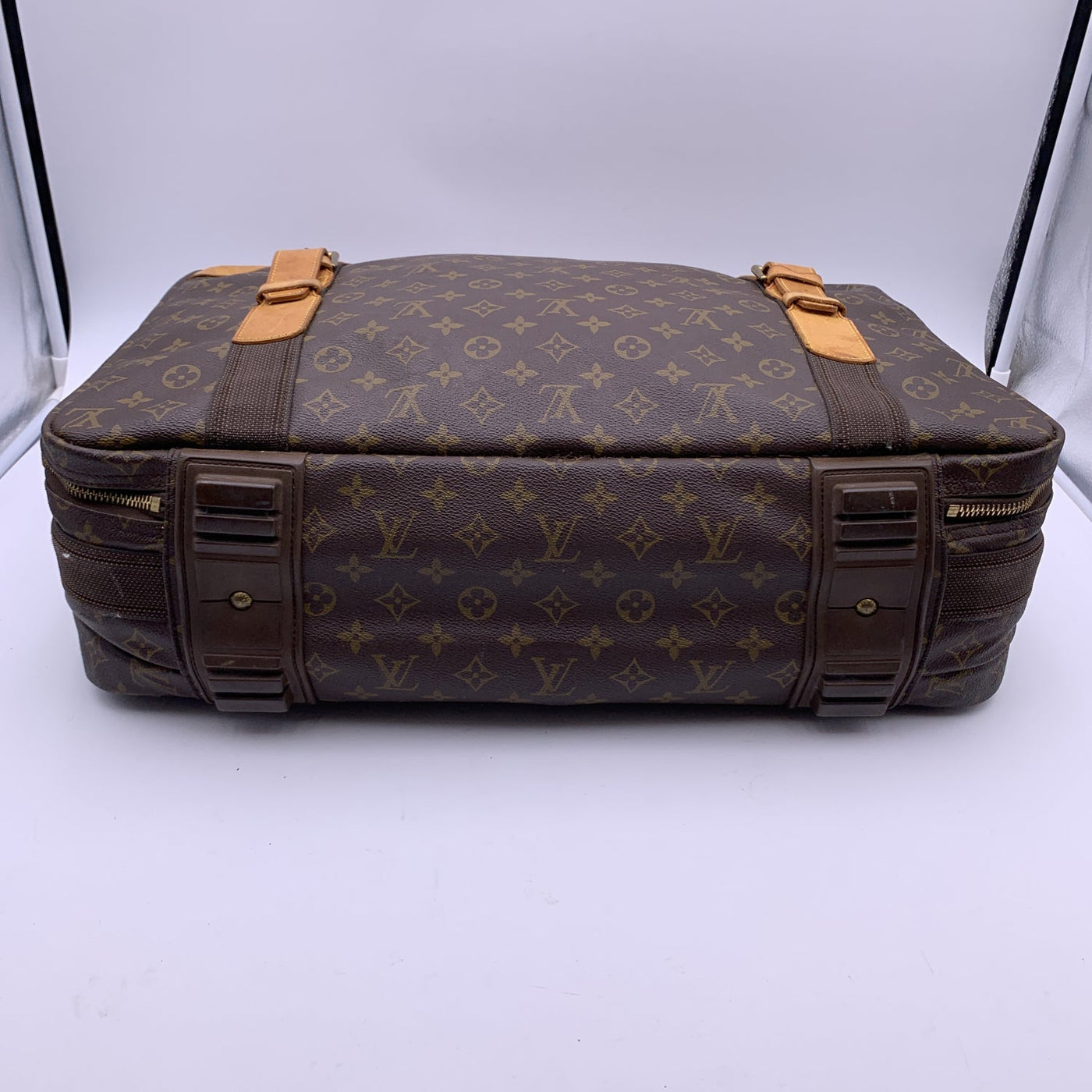 Authentic Louis Vuitton Monogram Satelite 50 Travel Bag with Strap