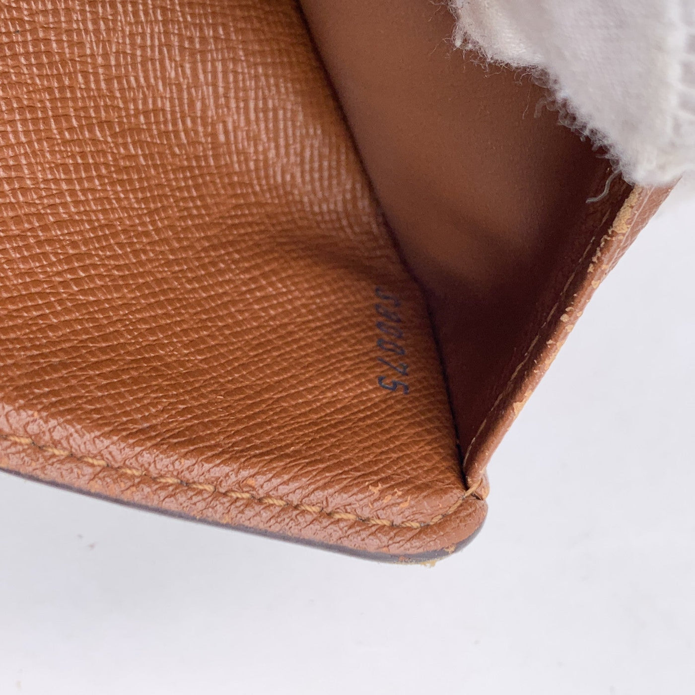 AUTHENTIC PRELOVED LOUIS VUITTON COMPACT MONOGRAM CANVAS WALLET zipper  brown