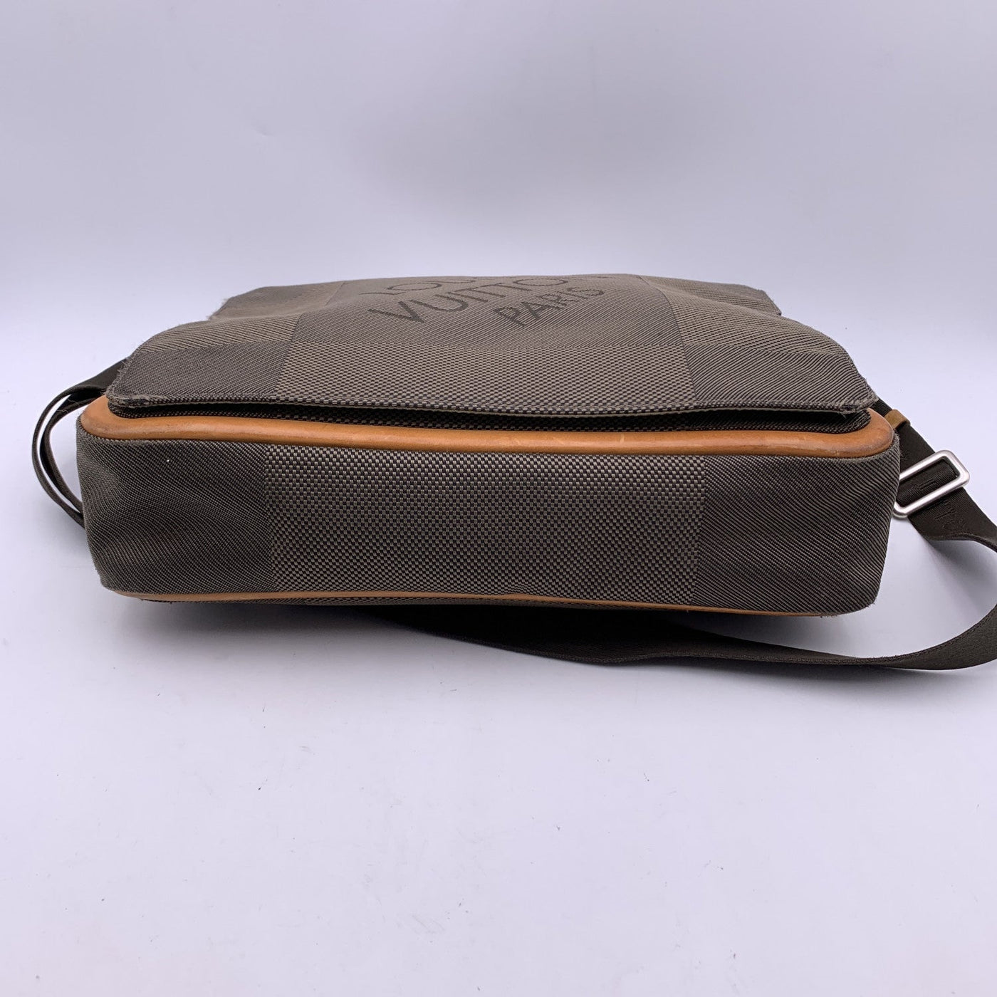 Louis Vuitton Terre Damier Geant Canvas Messenger Crossbody Bag – OPA  Vintage