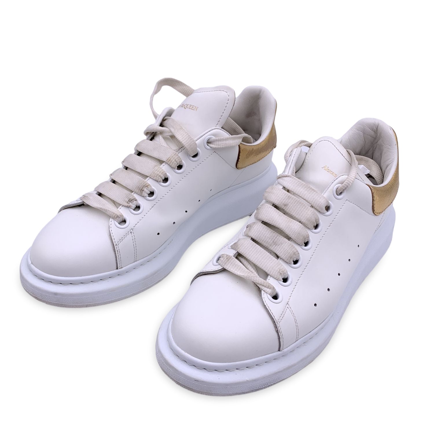 Alexander mcqueen white on sale gold