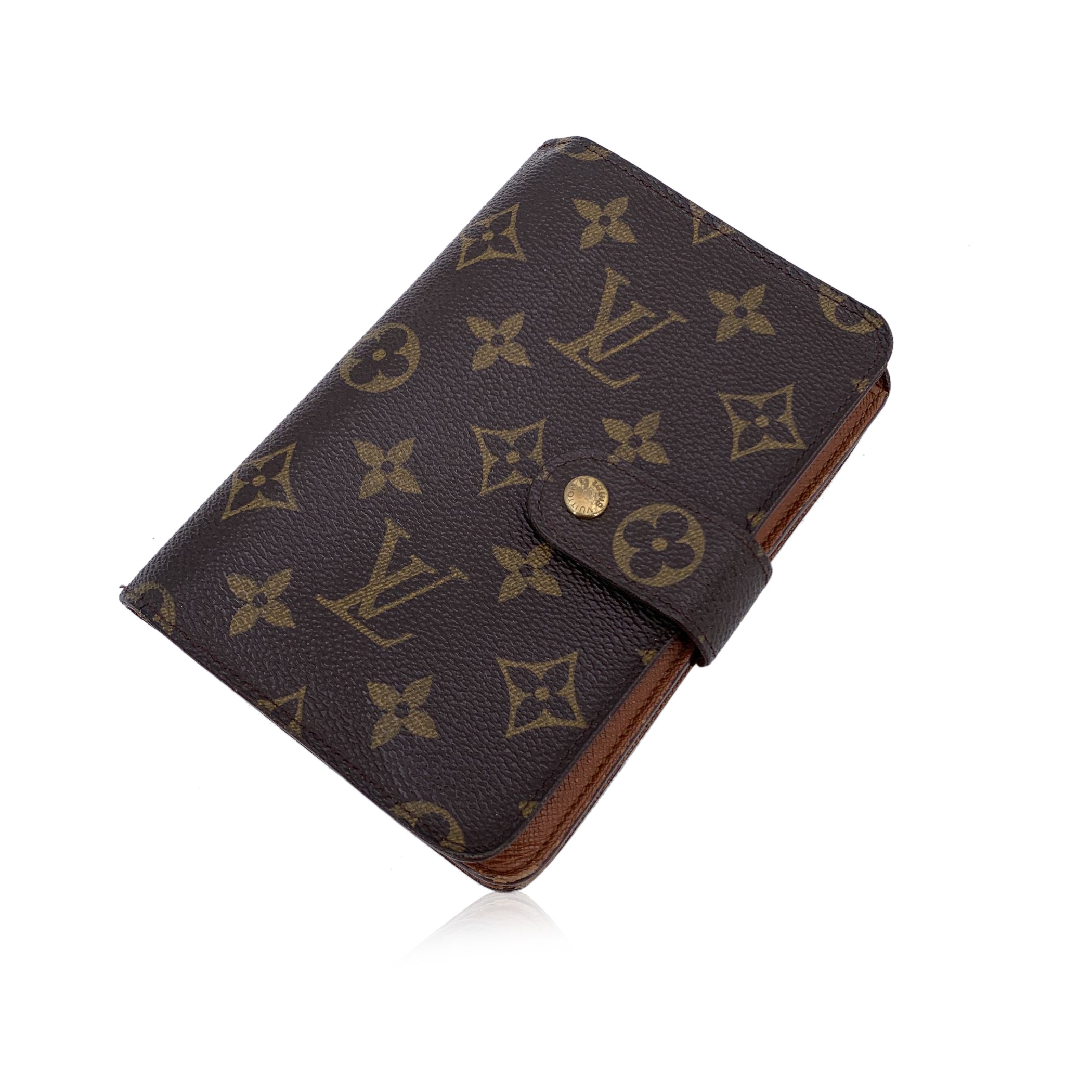 LOUIS VUITTON Wallets