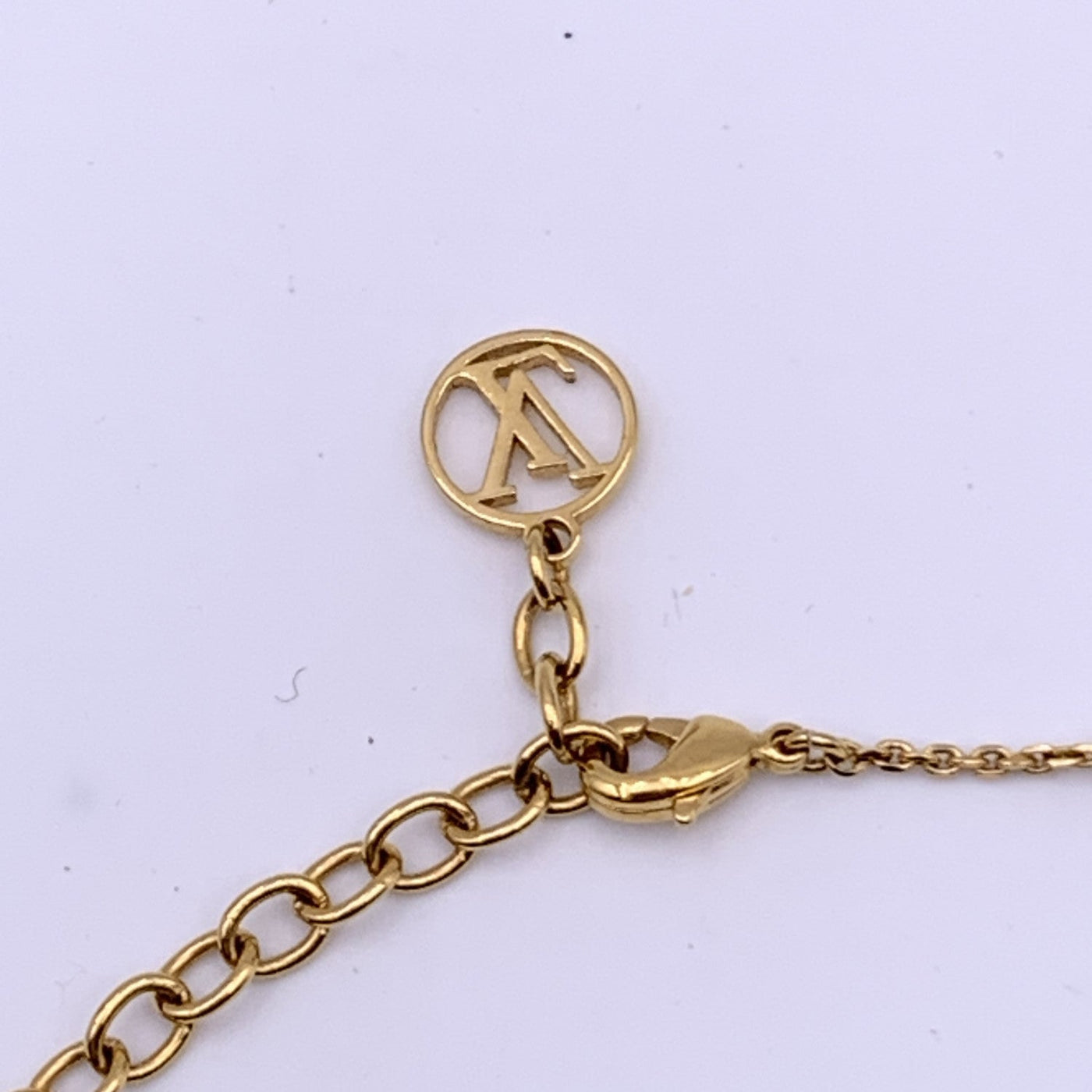 Louis Vuitton LV & Me Necklace, Letter V Gold Metal