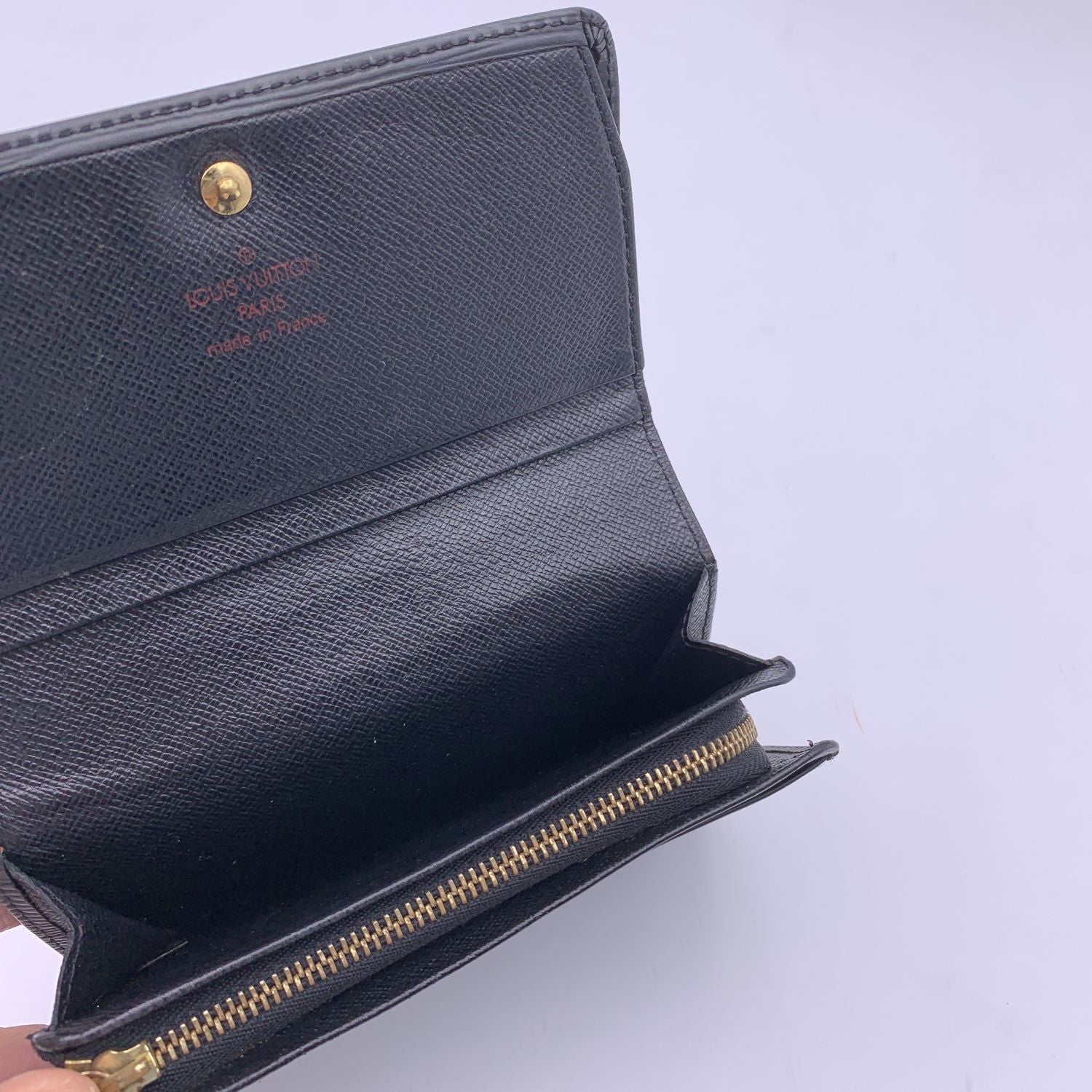 Louis Vuitton Black Epi Leather Porte-Monnaie Tresor Wallet M63502 LOUIS  VUITTON, Portefeuille Noir Homme