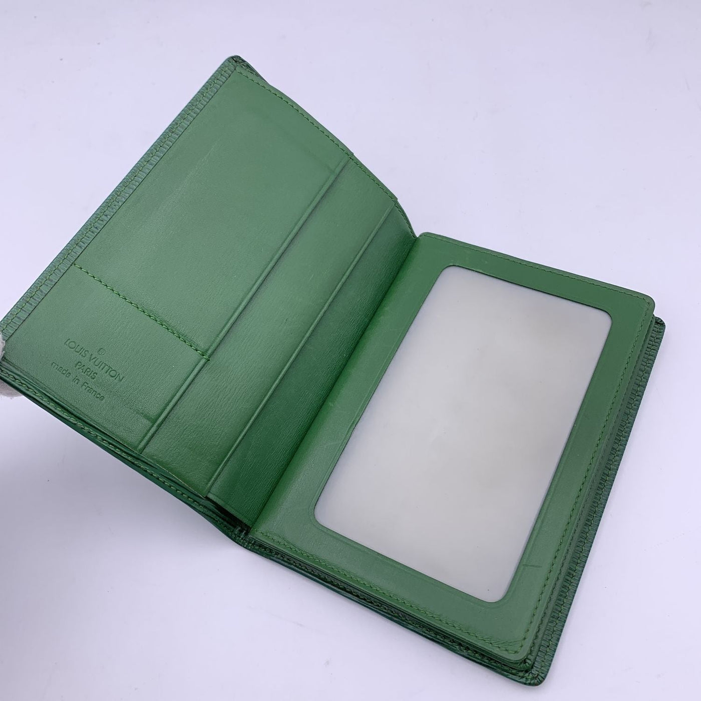 louis vuitton green epi wallet