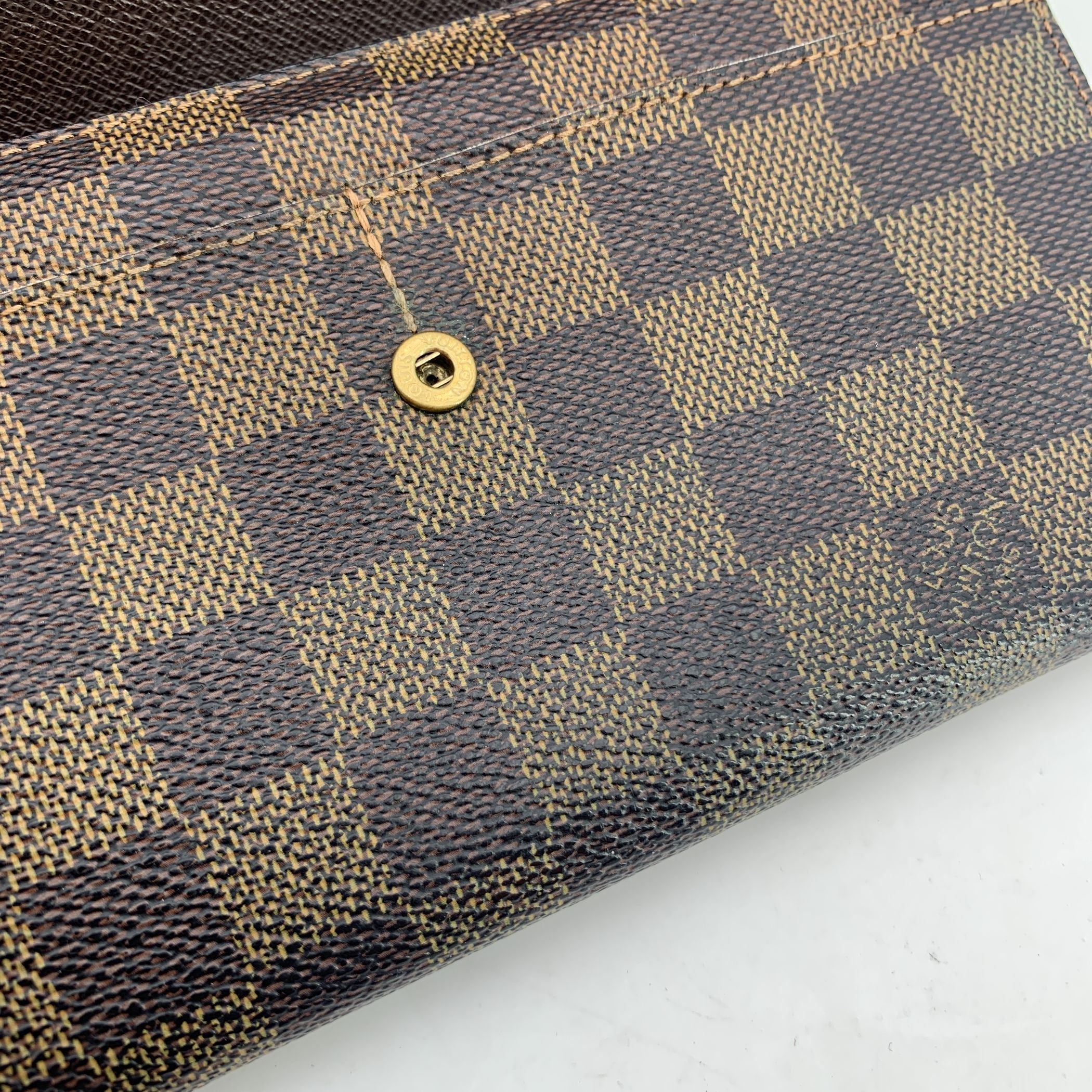 LOUIS VUITTON Wallets International