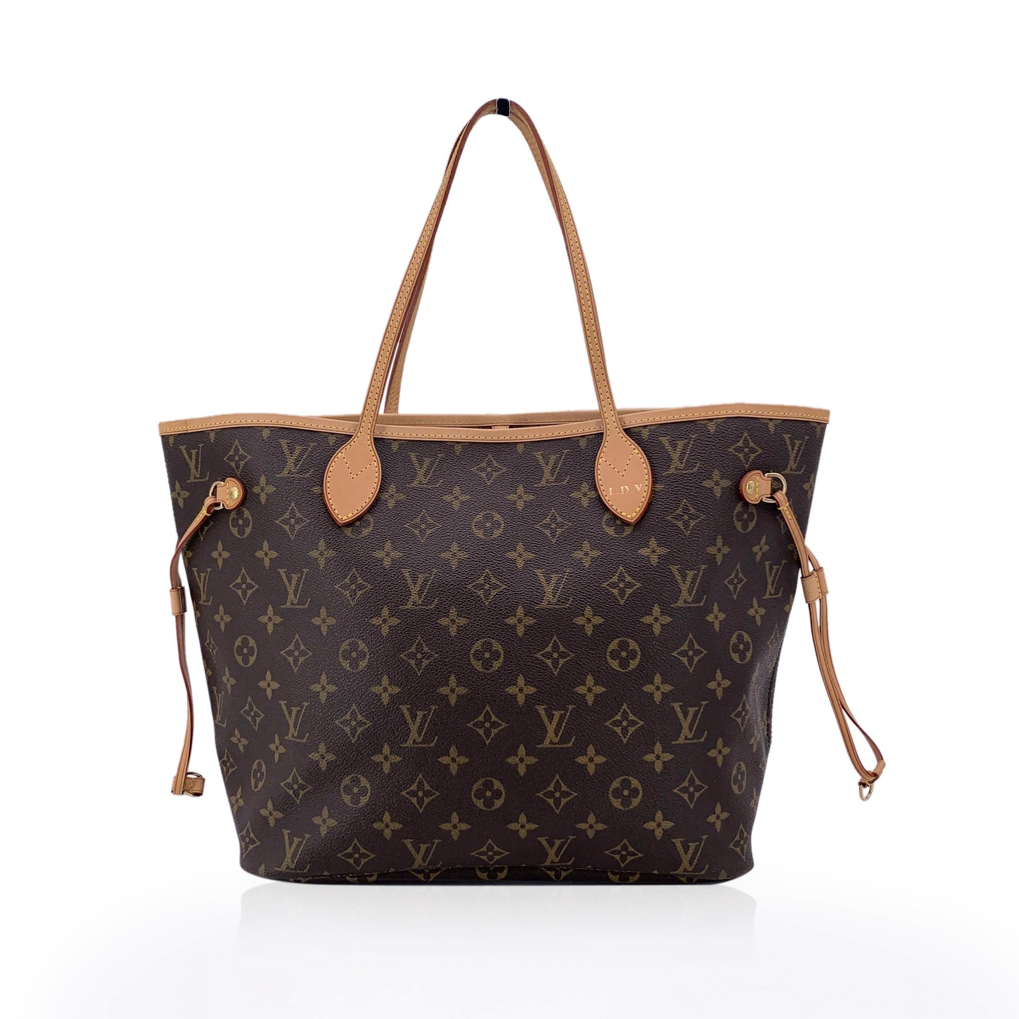 LOUIS VUITTON Totes Neverfull